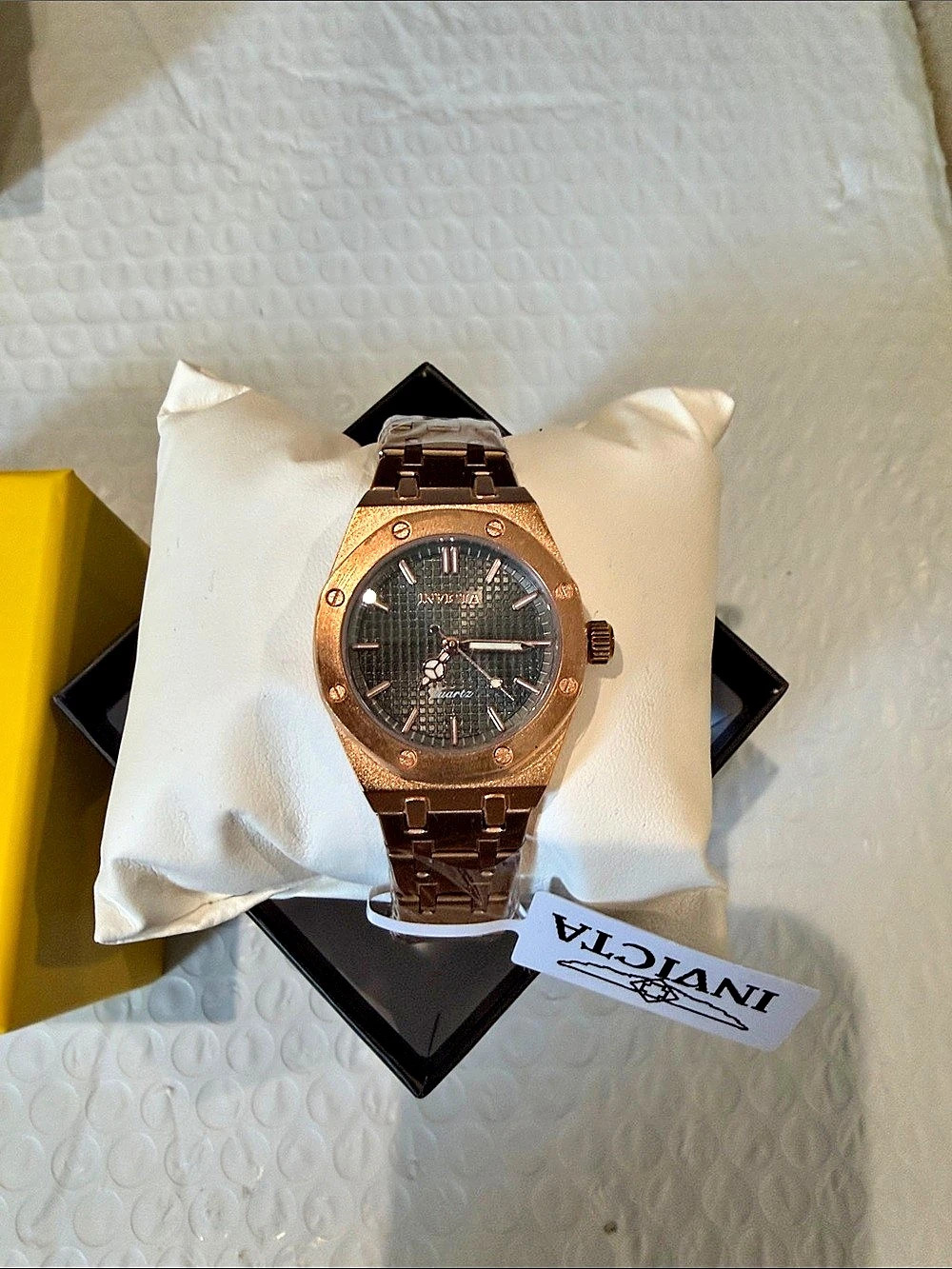 Celestial Lady
Model 69260 Ladies Watch